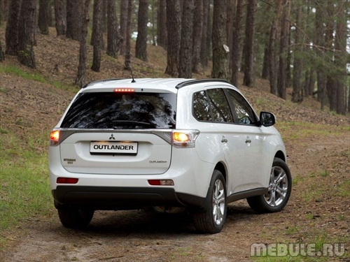 Mitsubishi Outlander 2013