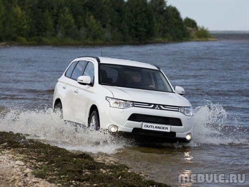 Mitsubishi Outlander 2013